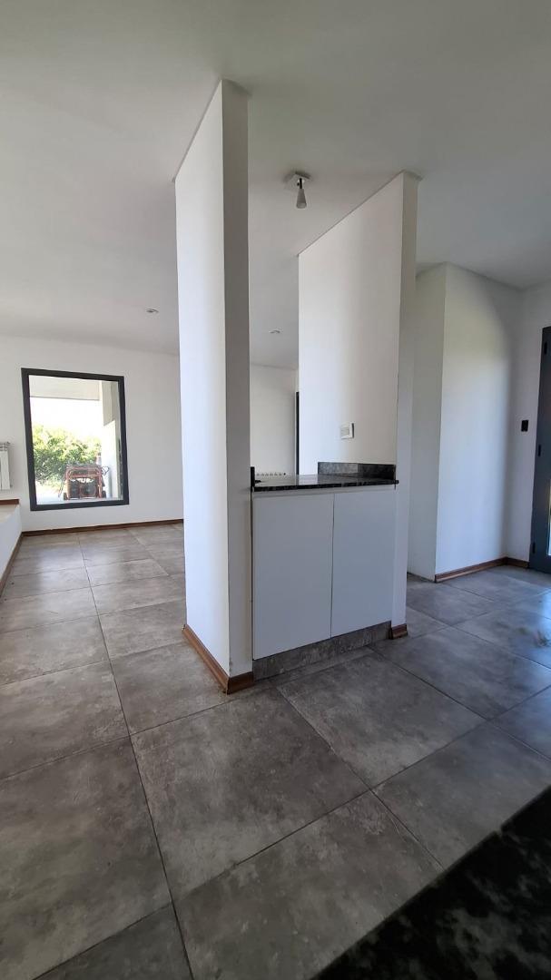 Foto de Casa en alquiler Anual Canning Barrio Los Talas, imagen 3