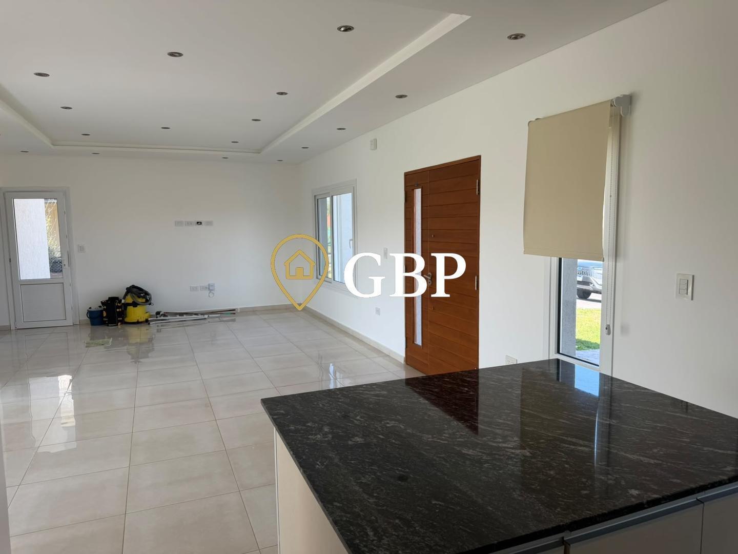 Foto de Casa Venta En Barrio Santa Ines con Fondo a pulmon verde, imagen 3