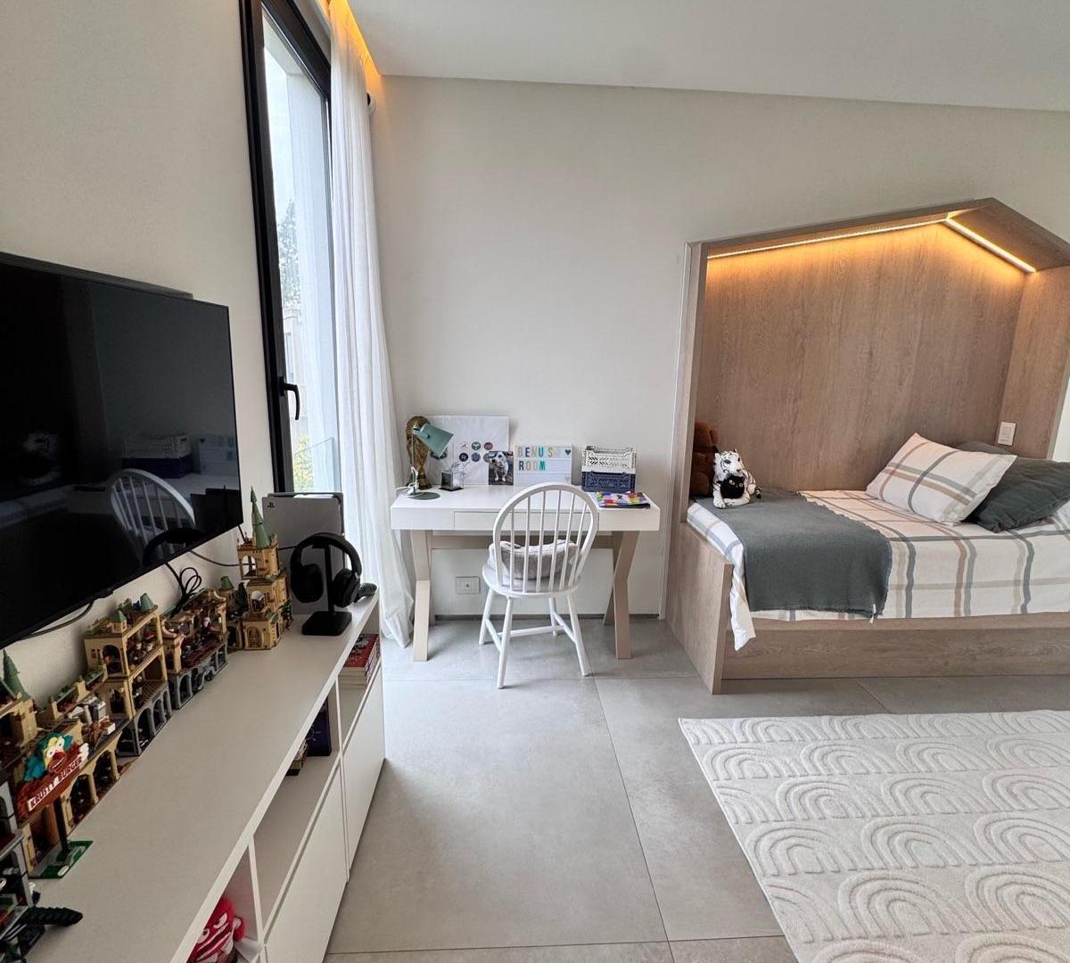Alquiler anual casa de 4 dormitorios en Talar del Lago II, Pacheco
