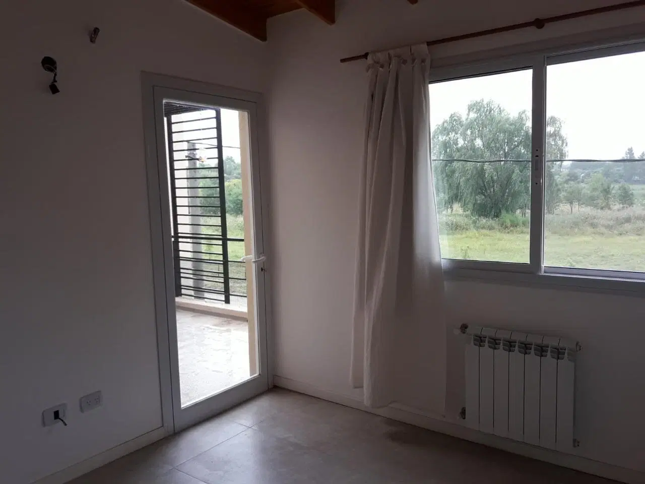 VENDE DEPARTAMENTO 2 AMBIENTES, CENTRO, LOS CARDALES 8
