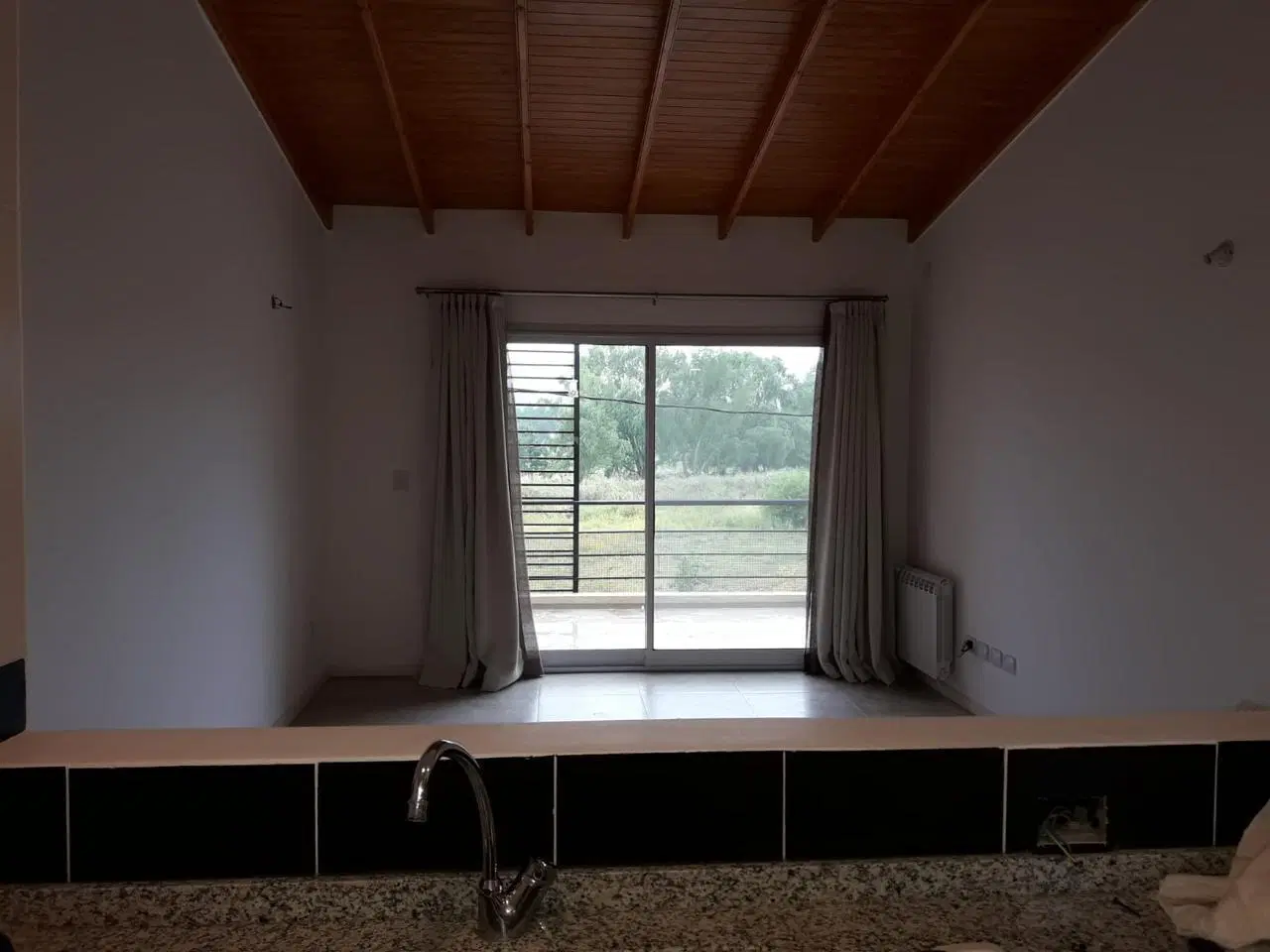 VENDE DEPARTAMENTO 2 AMBIENTES, CENTRO, LOS CARDALES 4