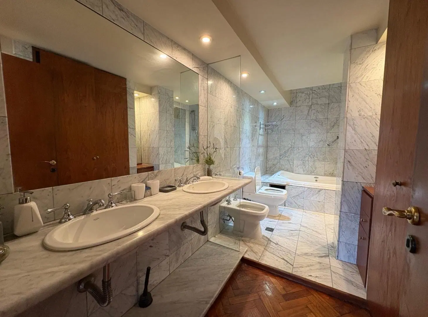 Venta Departamento de 3 dormitorios con vista al Rio 2