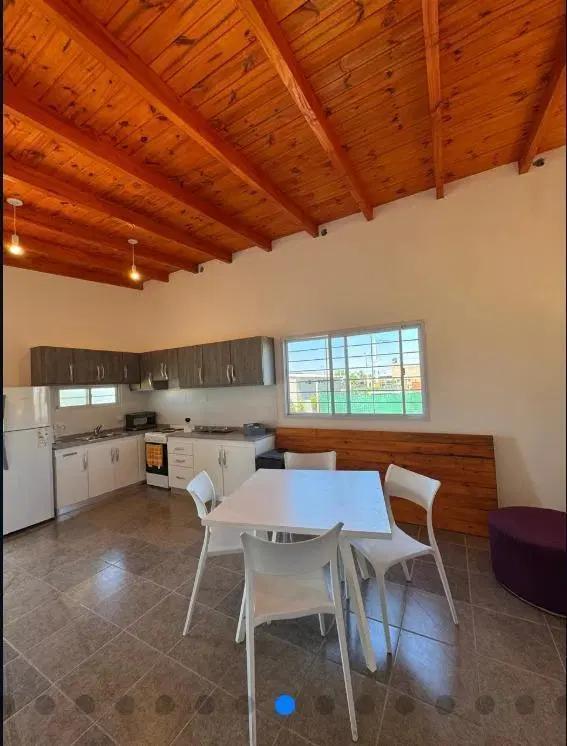 Casa a estrenar con piscina en Ibarlucea 3