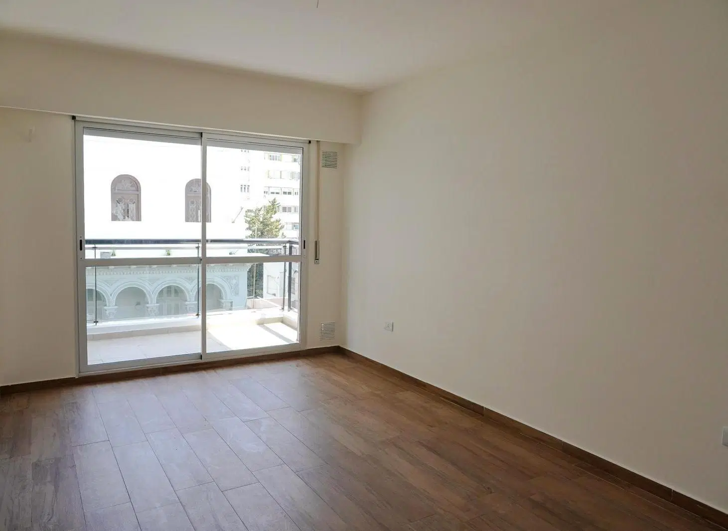 Venta Dpto de un dormitorio con Balcón 4