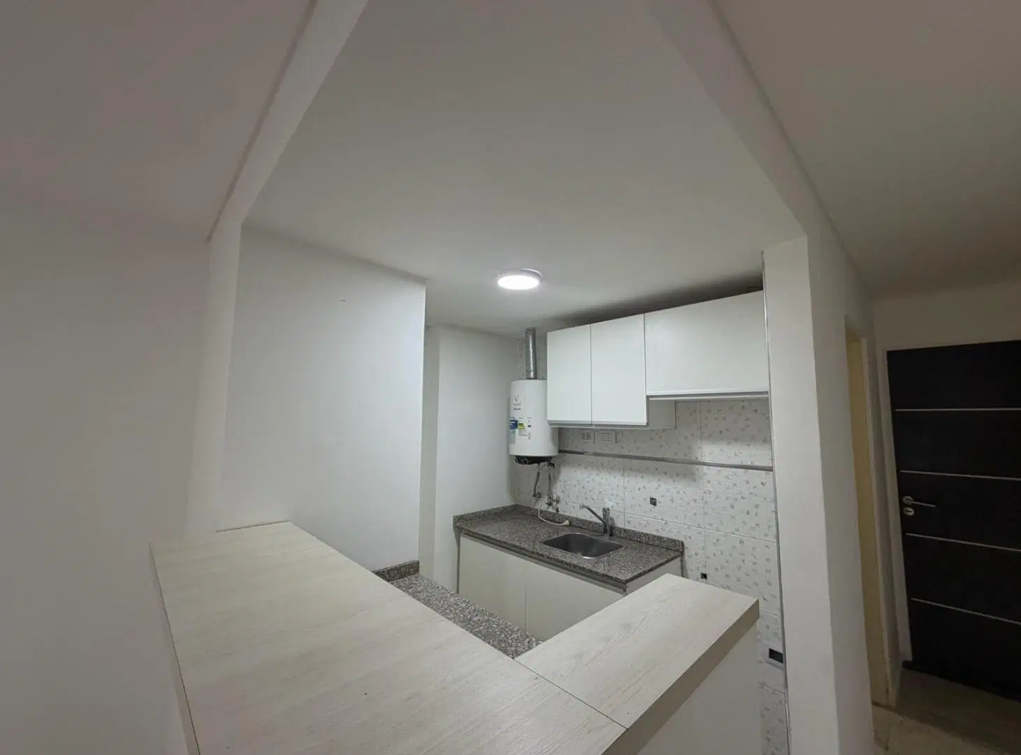 Venta Monoambiente con patio 5