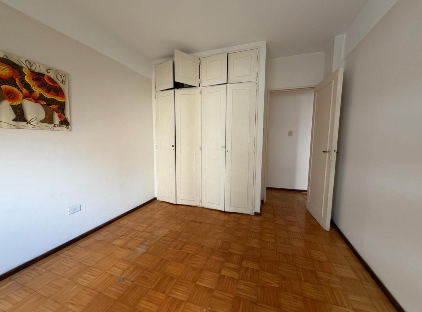 Foto de Venta Dpto de 3 dormitorios, Balcón al frente., imagen 1