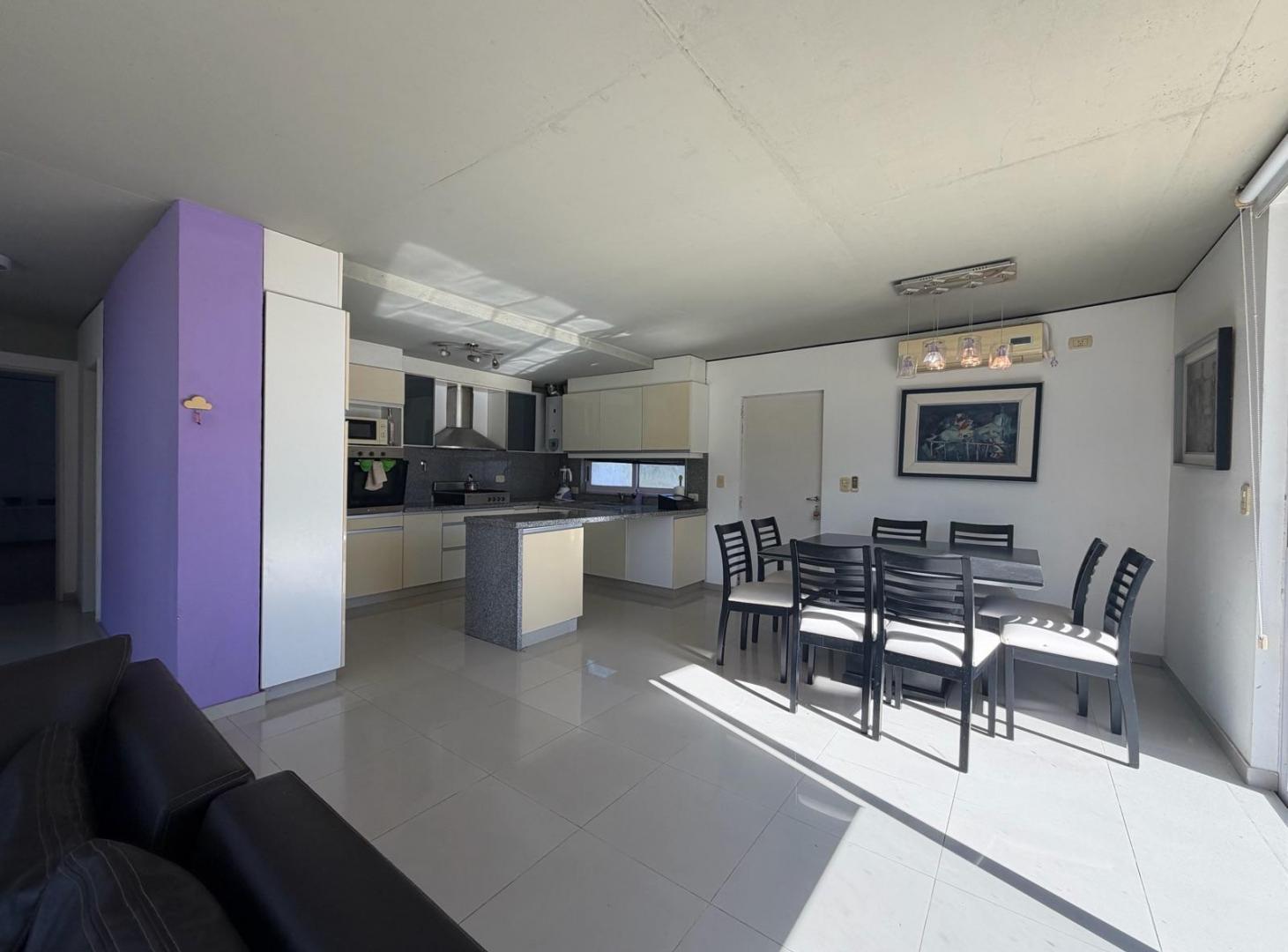 Foto de Venta Casa 4 Dormitorios en Barrio San Marino, imagen 5