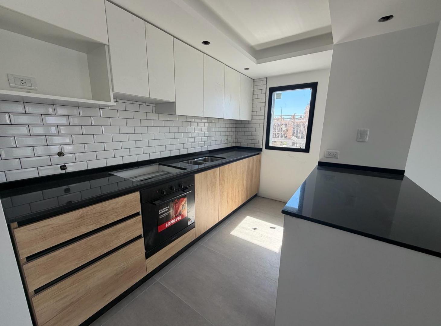 Venta Departamento de dos dormitorios con terraza exclusiva, amenities.