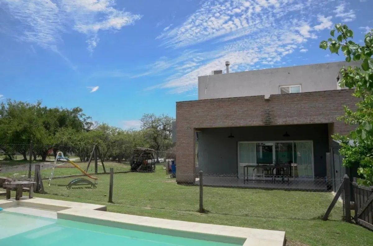 Casa de 3 dormitorios en venta en Las Cañitas - OPORTUNIDAD 4