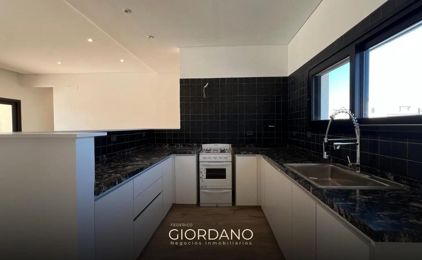 Casa en Venta el La Victoria Polo Club - Área 60 3