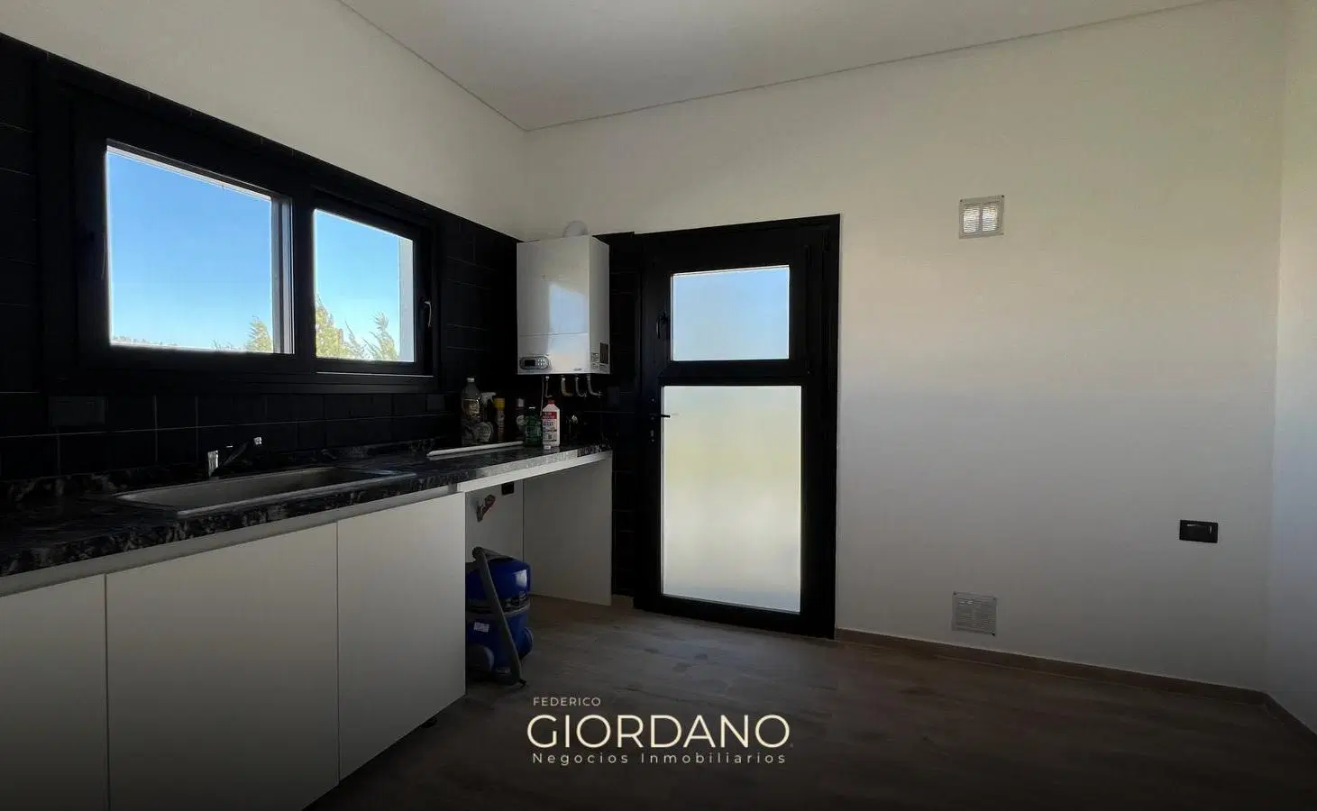 Casa en Venta el La Victoria Polo Club - Área 60 5