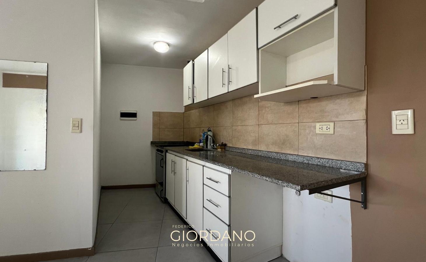 Foto de Venta Departamento Bernal, imagen 2