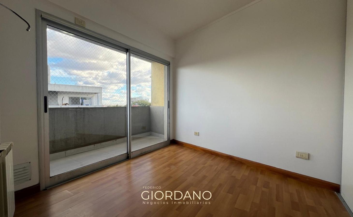 Foto de Venta Departamento Bernal, imagen 3