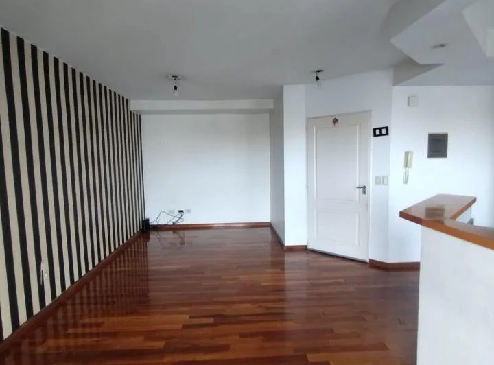 AMPLIO DEPARTAMENTO EN ALQUILER 1