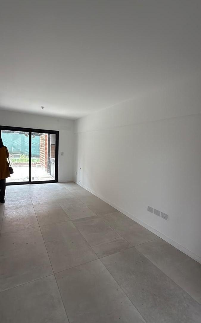 Foto de Departamento en venta - Barrio Jardín Parco Flats del Sur - 2 Dormitorios con PATIO/ASADOR/PILETA, imagen 1