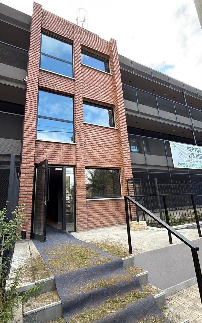 Foto de Departamento en venta - Barrio Jardín Parco Flats del Sur - 2 Dormitorios con PATIO/ASADOR/PILETA, imagen 3