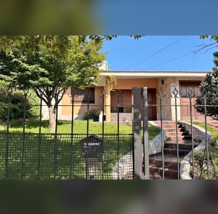 Foto de Casa en Venta Villa Carlos Paz | 2 Dormitorios Pileta Quincho Vista a, imagen 4
