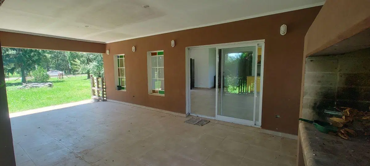 Casa de 4 Ambientes en Chacras de Abbott – Naturaleza, Espacio y Calidad de Vida 3