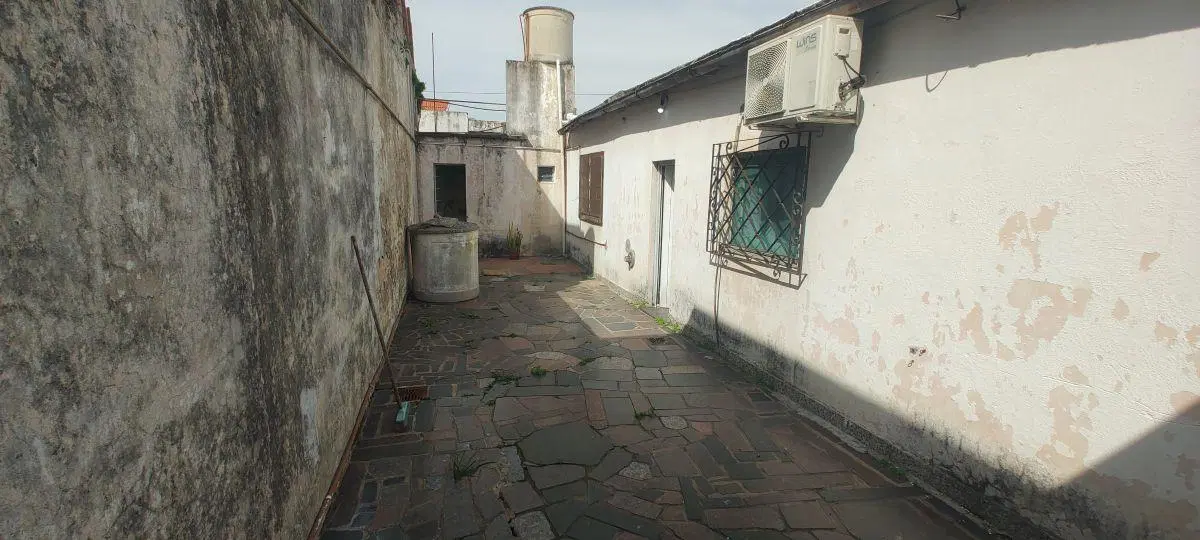 Casa en Venta – Wilde, Avellaneda | Amplia, funcional y lista para mudarte 2