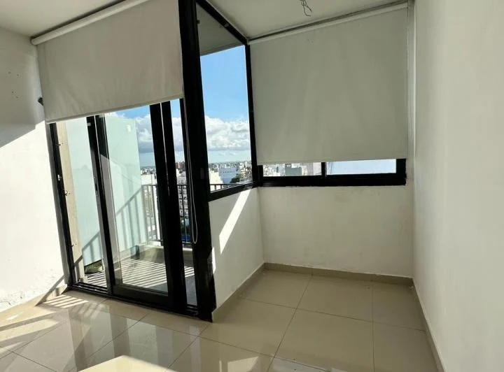 ALQUILER MONOAMBIENTE AMPLIO CON BALCON EN SAN CRISTOBAL 3
