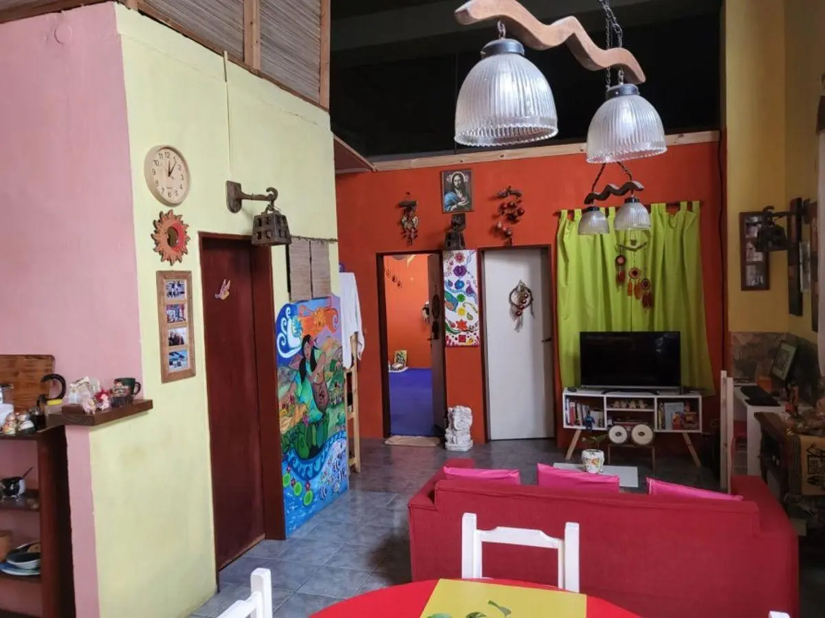 Casa 2 Plantas en Temperley 3