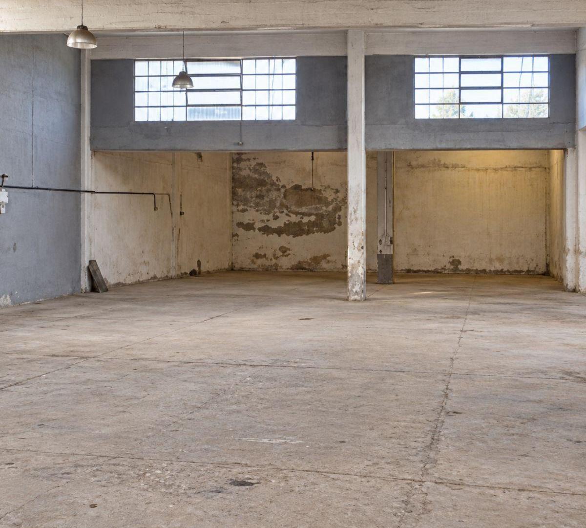 Foto de Galpon de 300 m² construidos en venta en El Jagüel, imagen 2