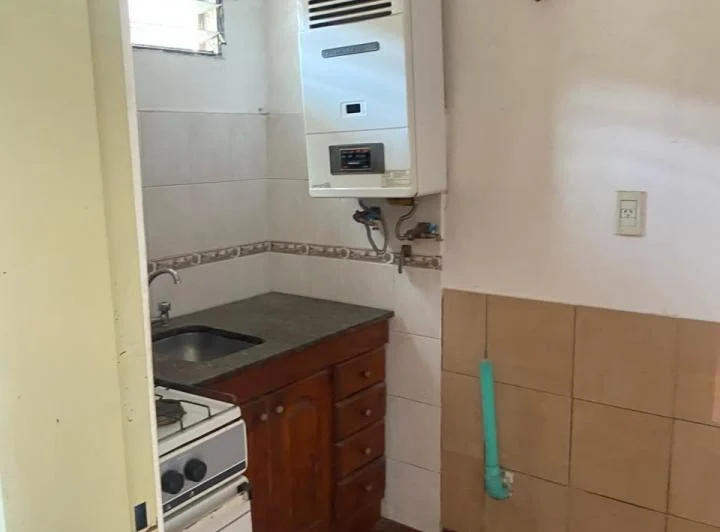 OPORTUNIDAD! DEPARTAMENTO TIPO CASA EN ALBERDI. DUEÑO DIRECTO. SIN EXPENSAS 1