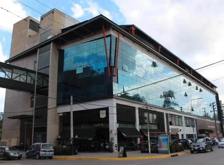 ALQUILER OFICINA EN CANNING! LAS TOSCAS OFFICE! LUGAR CON POTENCIAL Y CALIDAD PREMIUM.Canning, Ezeiz 1