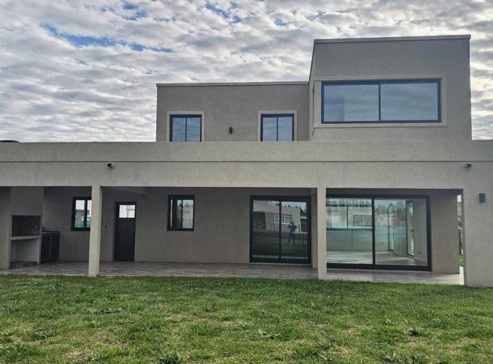 Casa  en Alquiler en San Simon I, Canning, Ezeiza 2