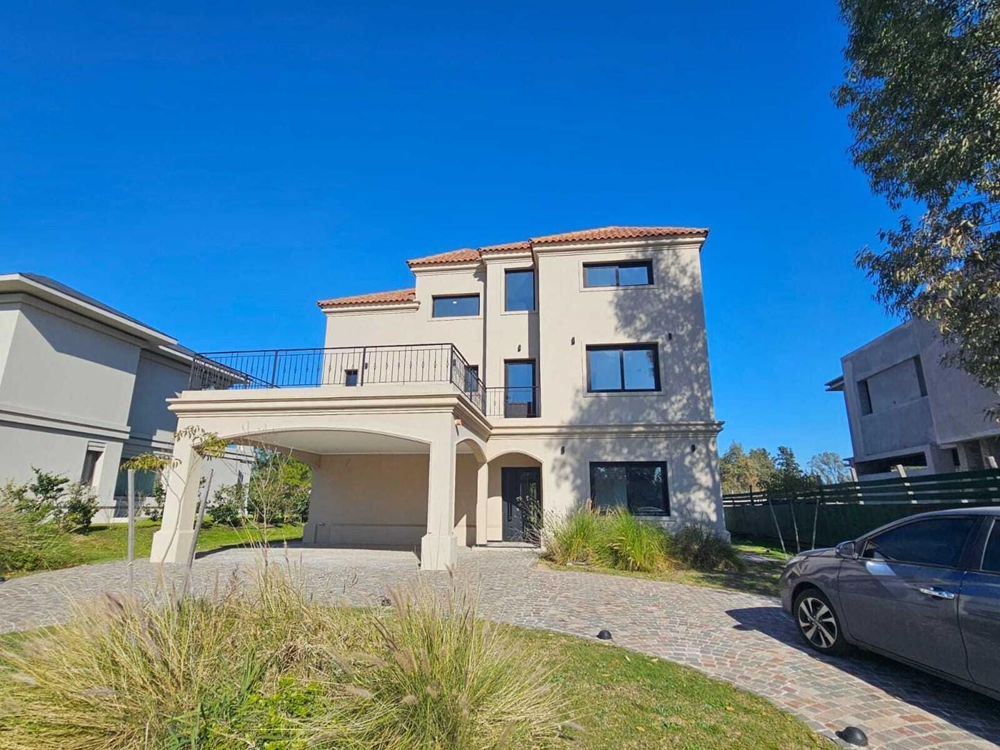 OPORTUNIDAD! Casa en VENTA en Saint Thomas OESTE, Esteban Echeverría, G.B.A. Zona Sur