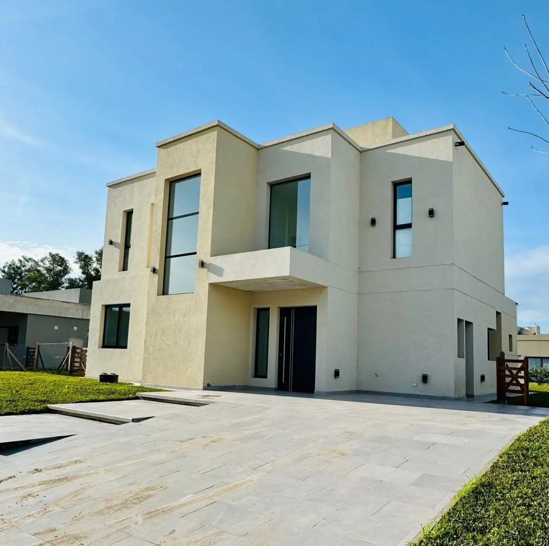 Casa  en Venta en Lagos de Canning, Esteban Echeverría, G.B.A. Zona Sur 2