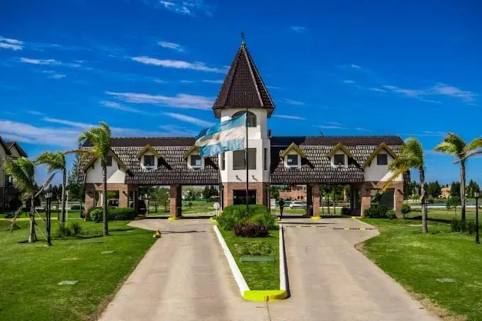 OPORTUNIDAD! Casa  en Venta CANNING - Principado Ciudad Nautica, G.B.A. Zona Sur 3