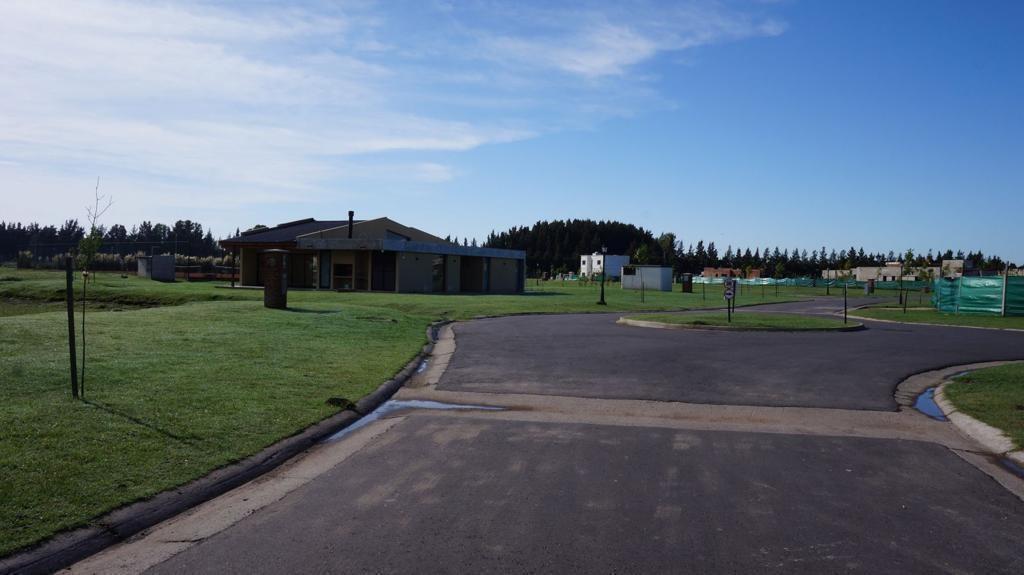 Foto de Oportunidad! Lote en Venta en CANNING. Terreno en venta 664 m2. Barrio, imagen 4