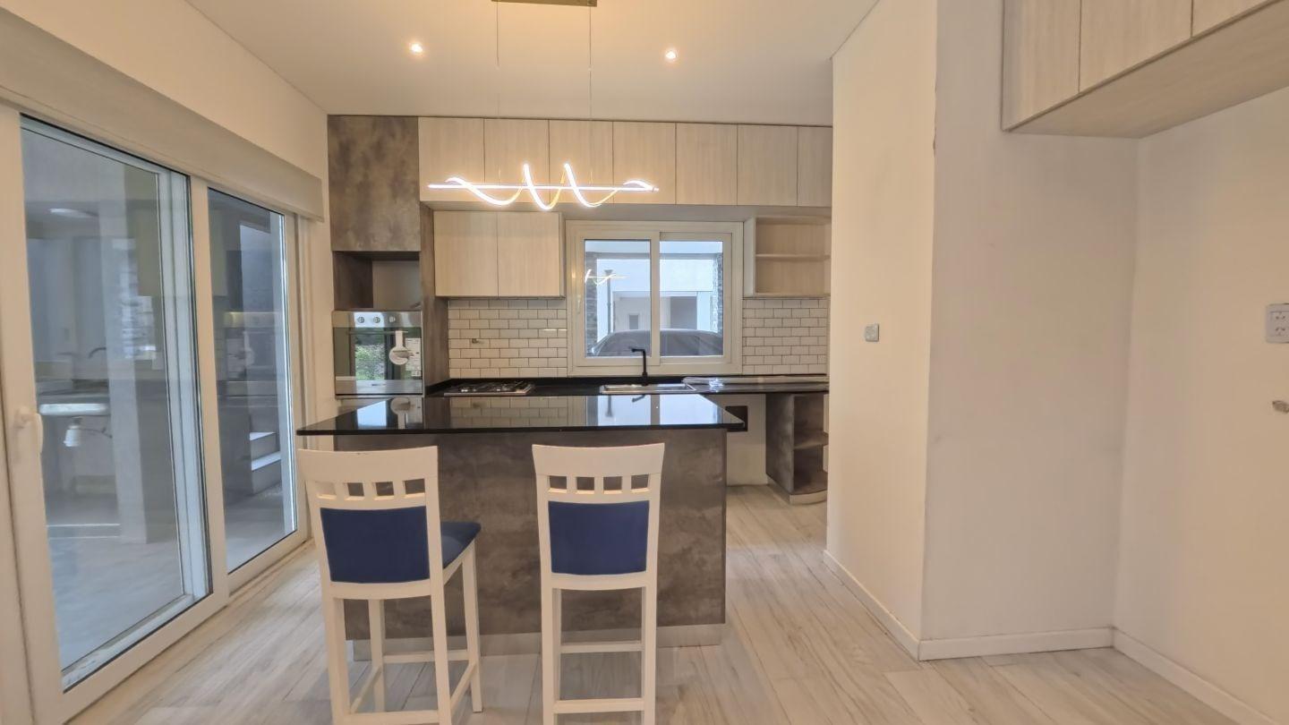 Foto de CASA EN ALQUILER EN CANNING! 4 Dormitorios, Piscina, Principado Ciudad, imagen 3