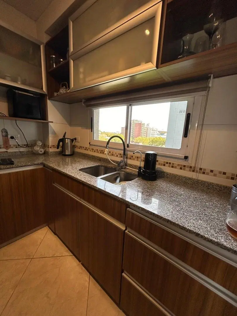 Departamento en venta! 3 ambientes! 2 dormitorios.Lavadero. Cochera incluida. MONTE GRANDE. 4