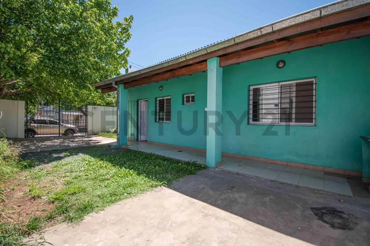 Venta complejo 2 locales + 3 departamentos en Don Torcuato Inversión ideal – con renta 3