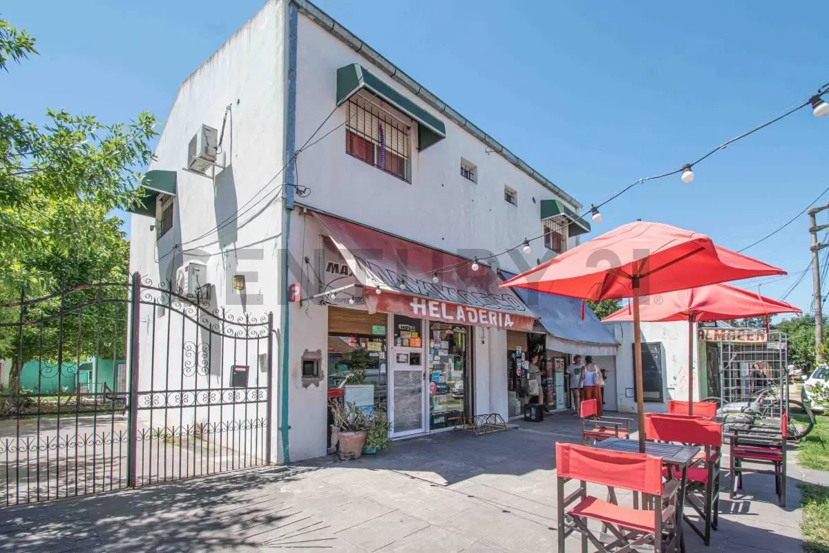 Venta complejo 2 locales + 3 departamentos en Don Torcuato Inversión ideal – con renta 2