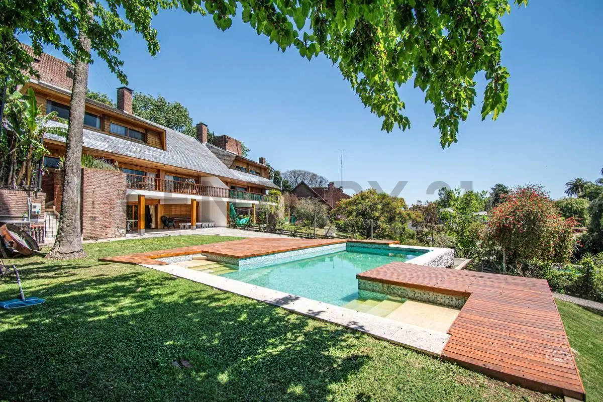 VENTA - CHALET - BARRANCA EN PUNTA CHICA- DE VICTORIA - SAN FERNANDO 2