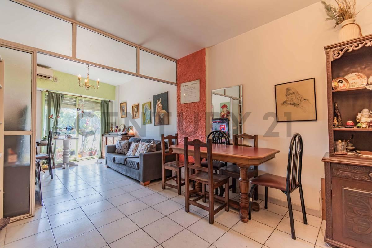 VENTA DEPARTAMENTO 3 AMBIENTES CON COCHERA EN PALERMO HOLLYWOOD!!