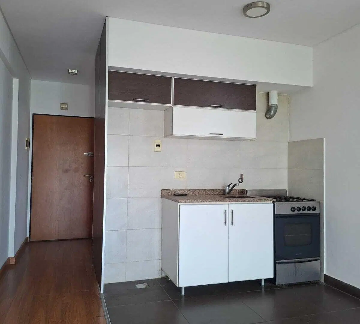 Venta monoambiente con balcón, Caballito Residencial 2
