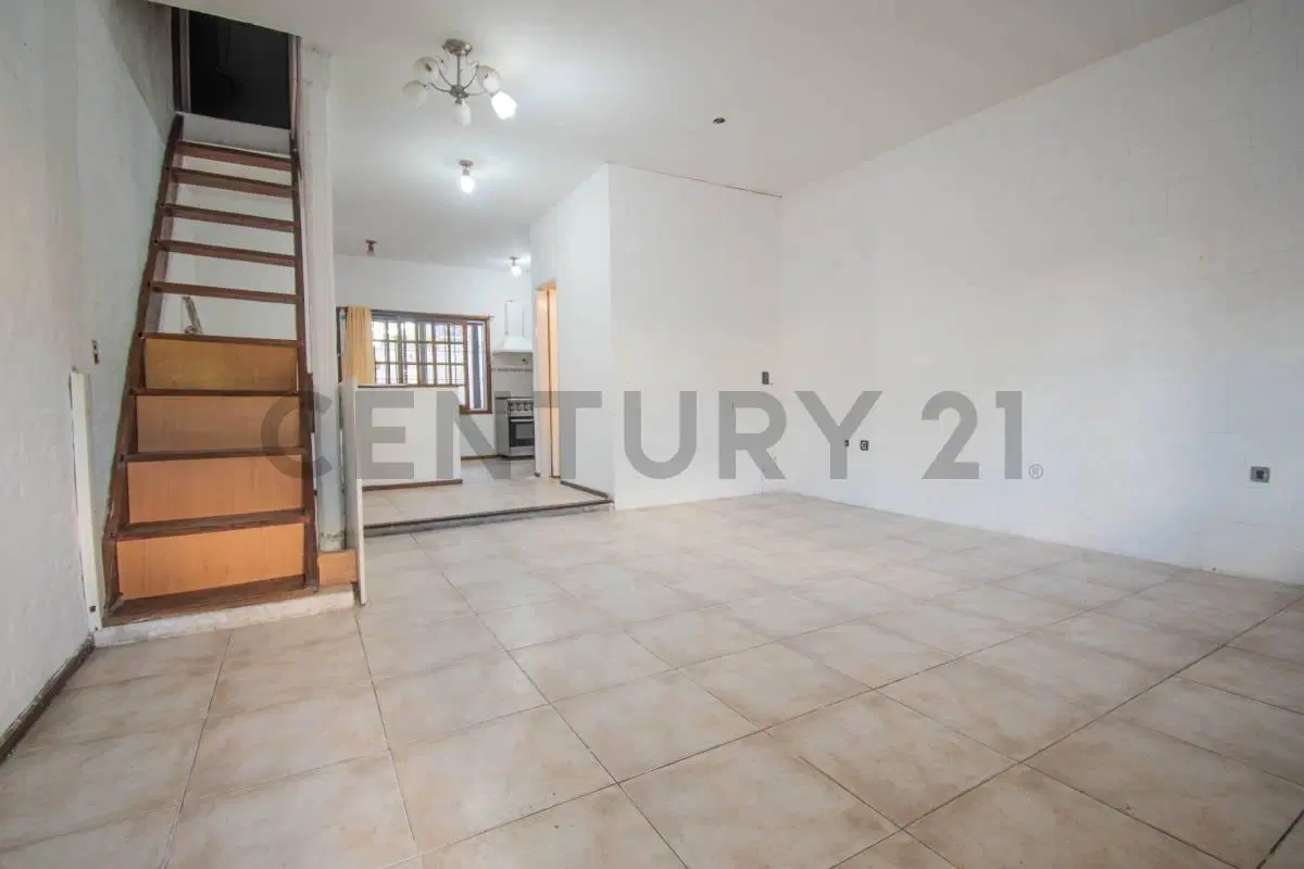 Alquiler casa duplex en General Pacheco 4 ambientes 5