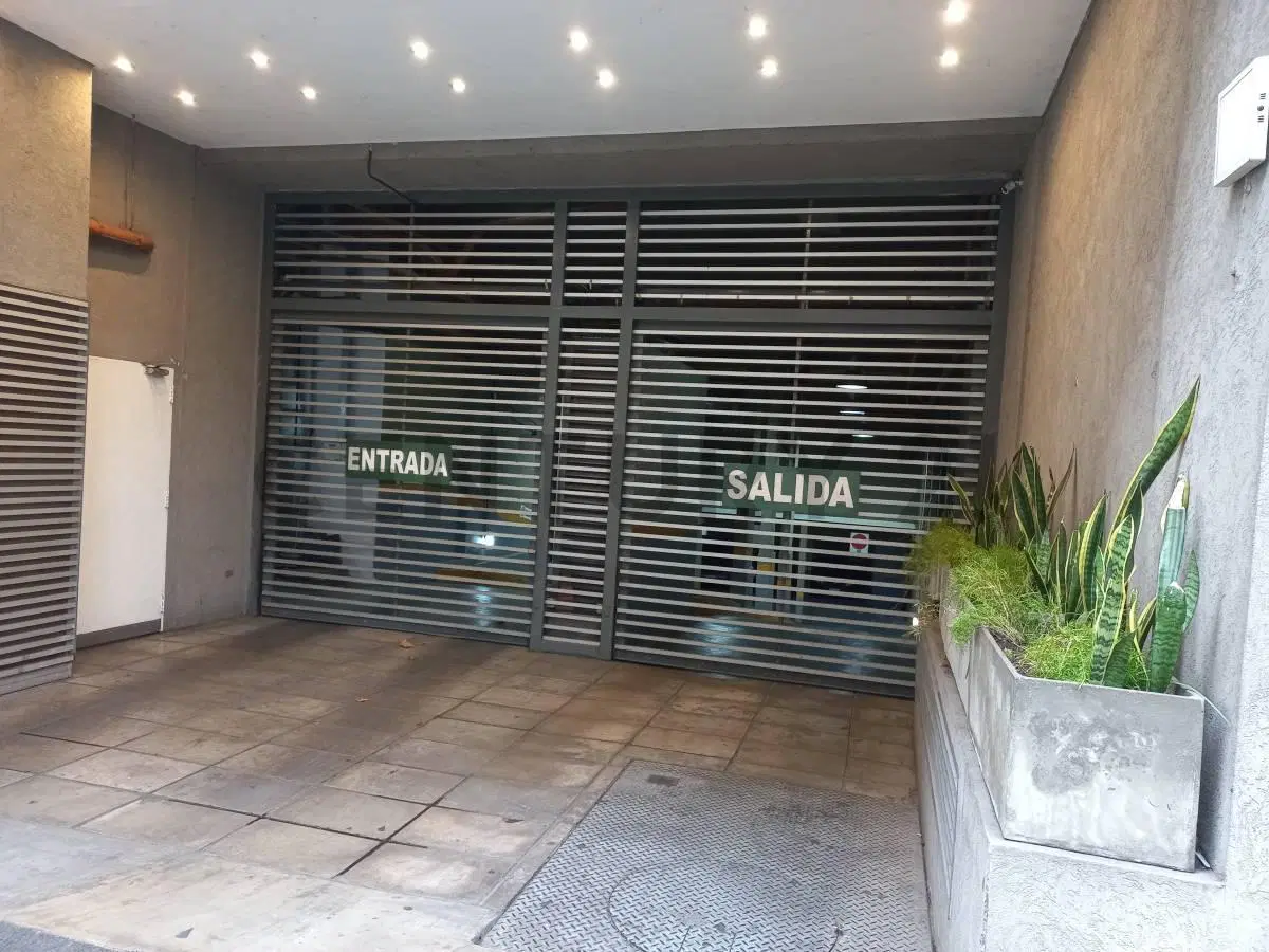 Venta- Cochera- Palermo 3