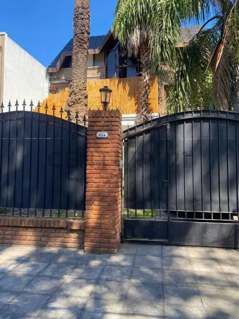 Casa en Venta en Tigre, G. B. a. Zona Norte, Argentina 2