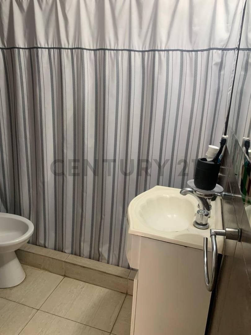 Foto de Alquiler departamento 2 ambientes con patio, Pilar, imagen 1