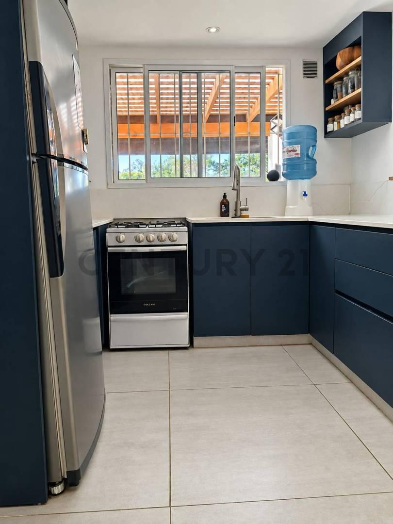Foto de Venta casa 3 ambientes con parque y pileta, Barrio Montecarlo, Pilar, imagen 2