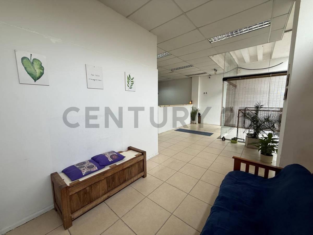 Foto de LOCAL EN CENTRO DE PILAR A LA VENTA, imagen 3