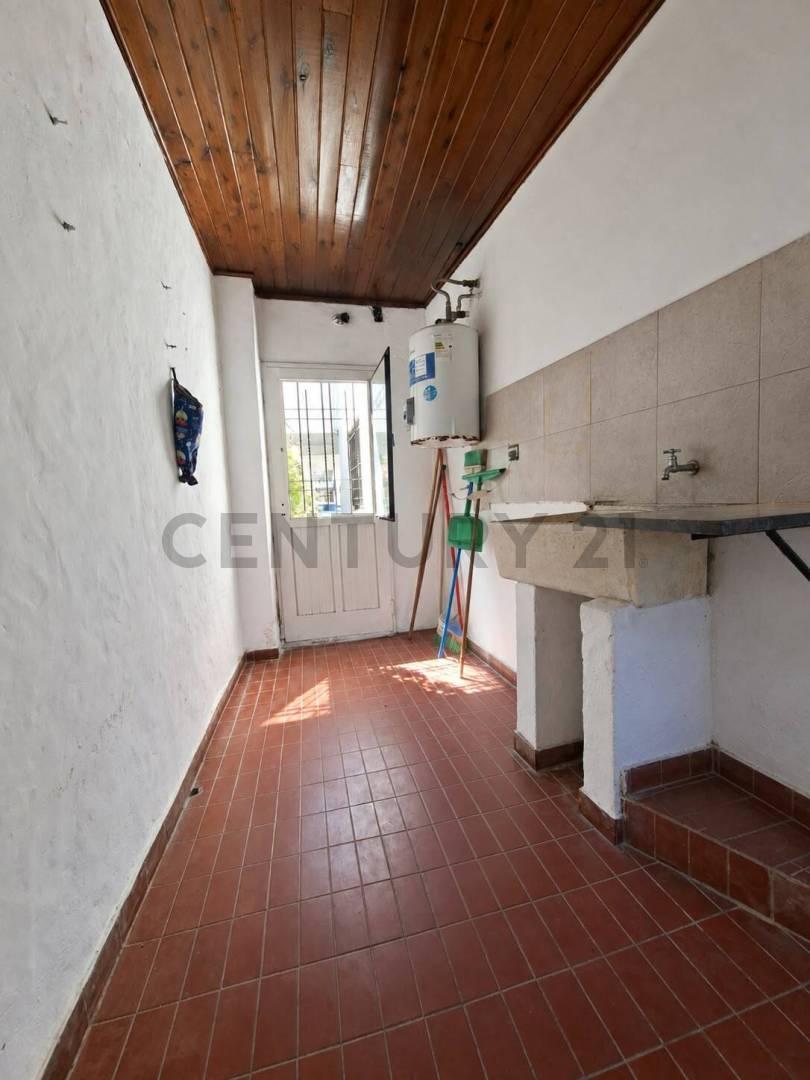 Foto de Venta de casa 3 ambientes con departamento independiente y amplio, imagen 4