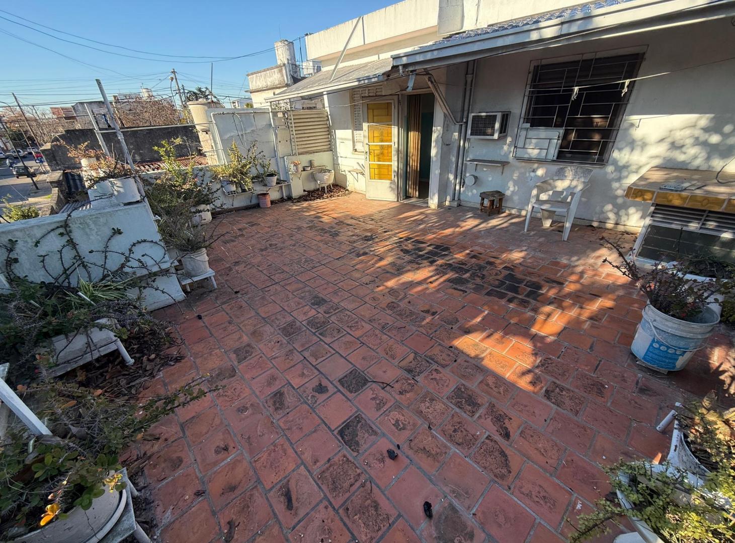 Foto de Venta PH tipo casa con cochera, patio, terraza y sin expensas, imagen 3