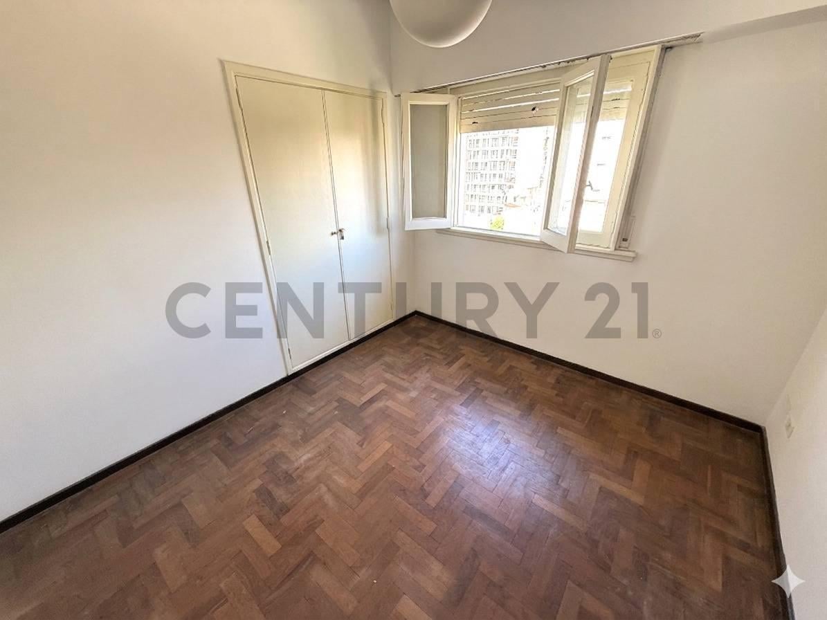 Foto de Venta departamento 3 ambientes amplio con balcón, imagen 3