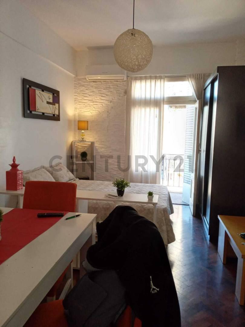 Foto de Venta Monoambiente con Balcón al Frente en San Telmo Ideal inversión o, imagen 3